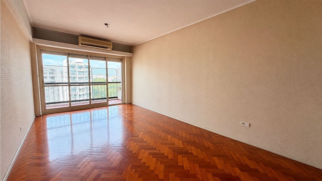 DEPARTAMENTO EN VENTA 3 AMBIENTES CON DEP., FLORES
