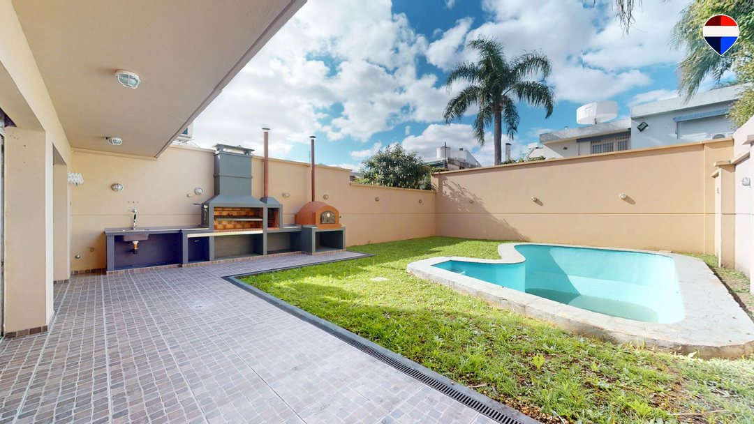 CASA VENTA RAMOS MEJIA 5AMB PILETA APTO CREDITO