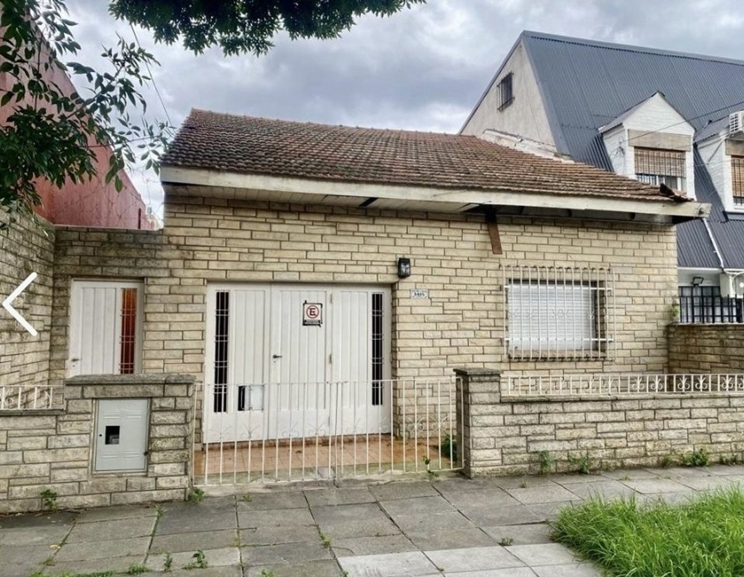 Venta Casa con parque en  Olivos