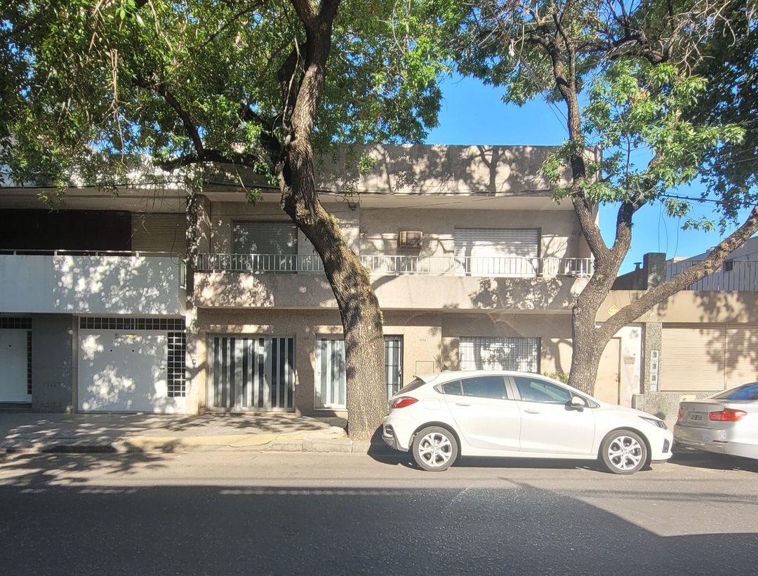 Venta Casa PH en PB con Patio verde y cochera