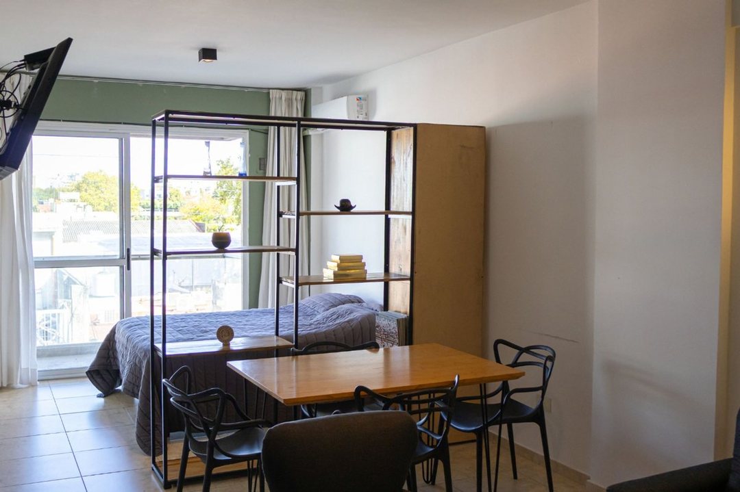 VENTA DEPTO MONOAMBIENTE AMOBLADO, VILLA LURO