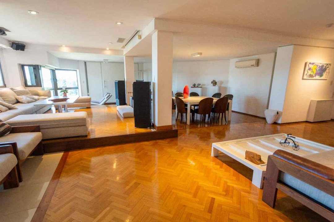 VENTA PISO 3 DORMITORIOS, NUEVA CORDOBA.