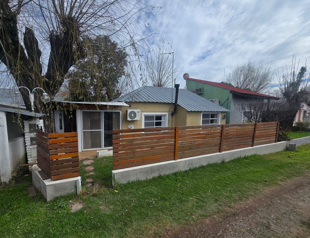 Venta Casa 3 ambientes en Country Roda Escobar