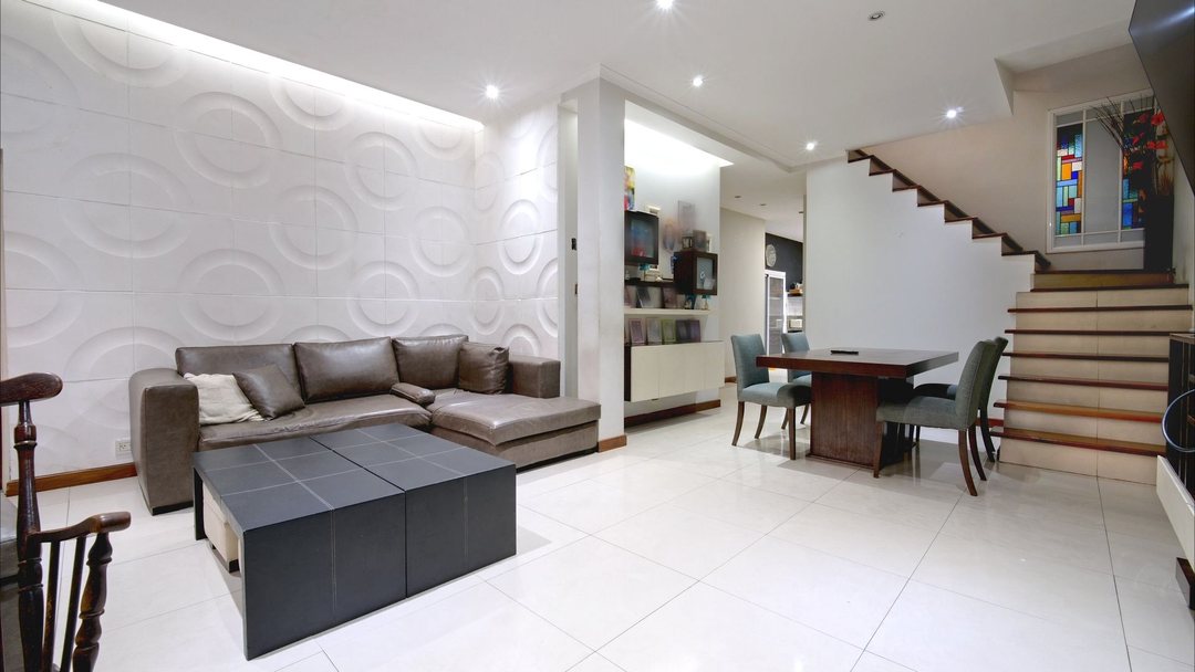 CASA DE 6 AMBIENTES VENTA DEVOTO COCHERA TERRAZA