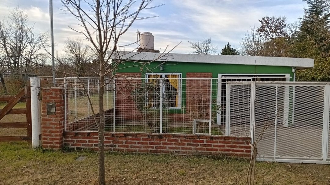 VENTA CASA 2 DORMITORIOS ANISACATE LOS TALAS
