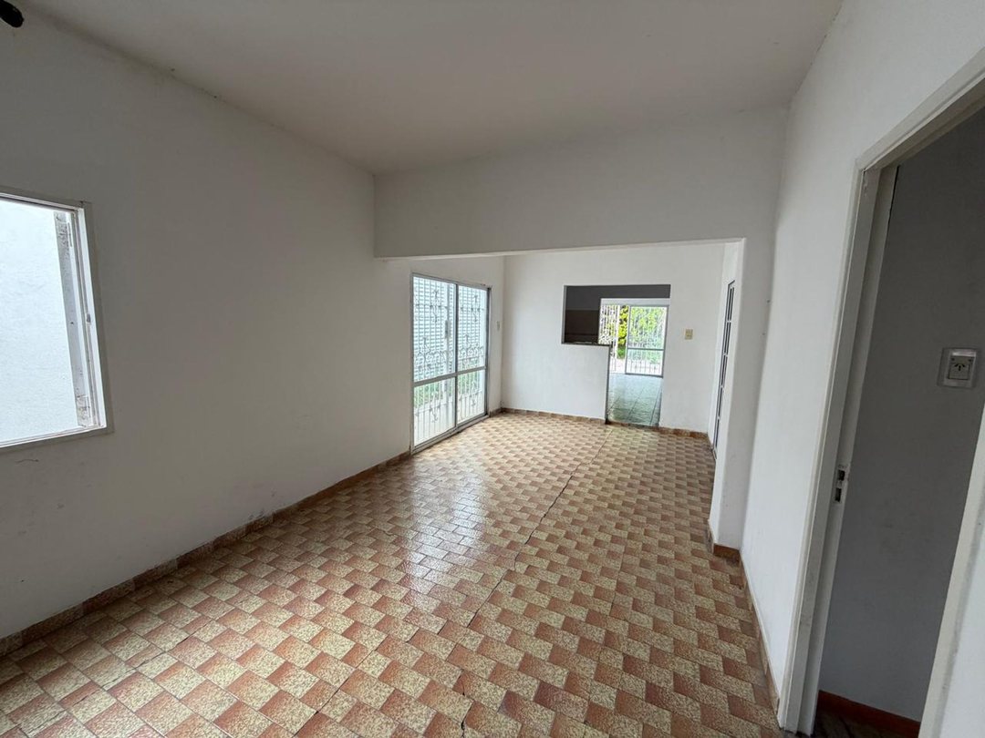 CASA EN VENTA LOS HORNOS