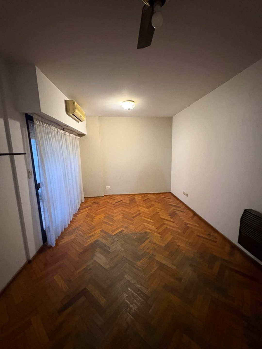 VENTA DEPARTAMENTO UN DORMITORIO CON PATIO-CENTRO