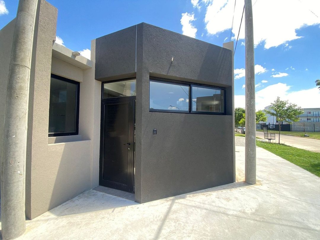 ALQUILER/CASA PH/1 DORMIT/ COCHERA/PB