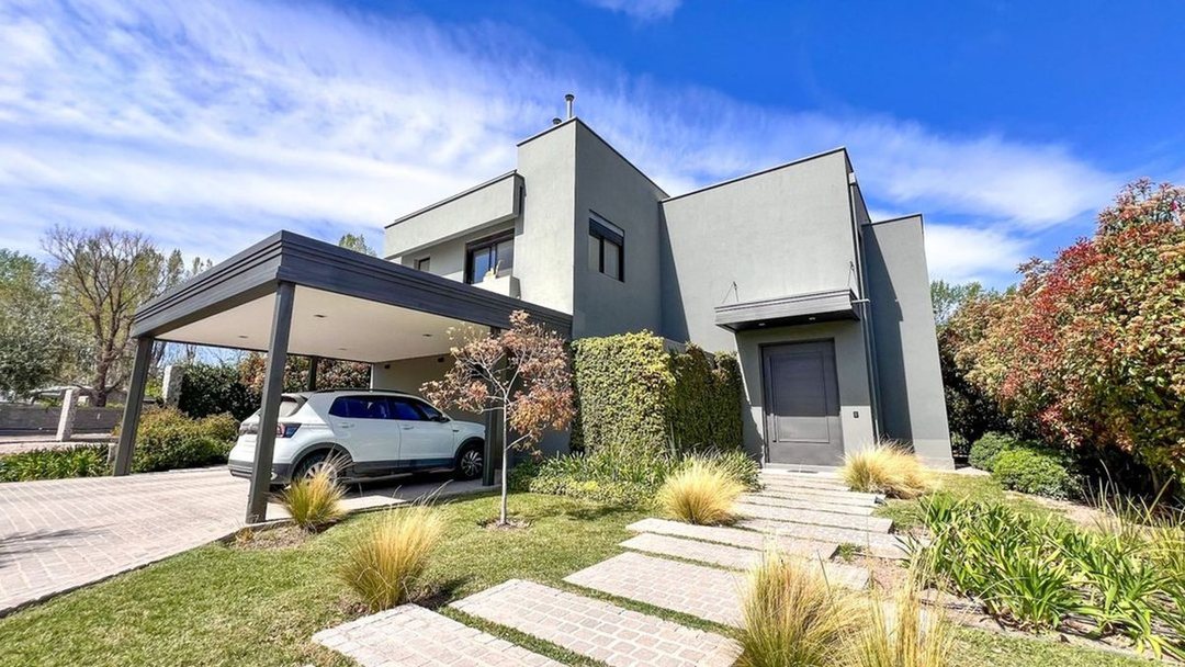 Casa en venta Chacras de Coria