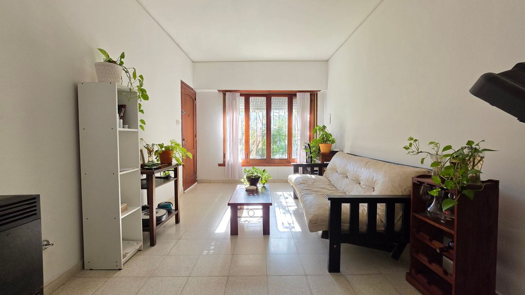CASA EN VENTA EN RINGUELET