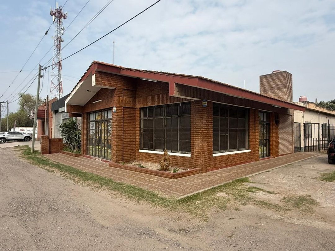 INVERSION DOS CASAS MAS LOCAL EN JUAREZ CELMAN