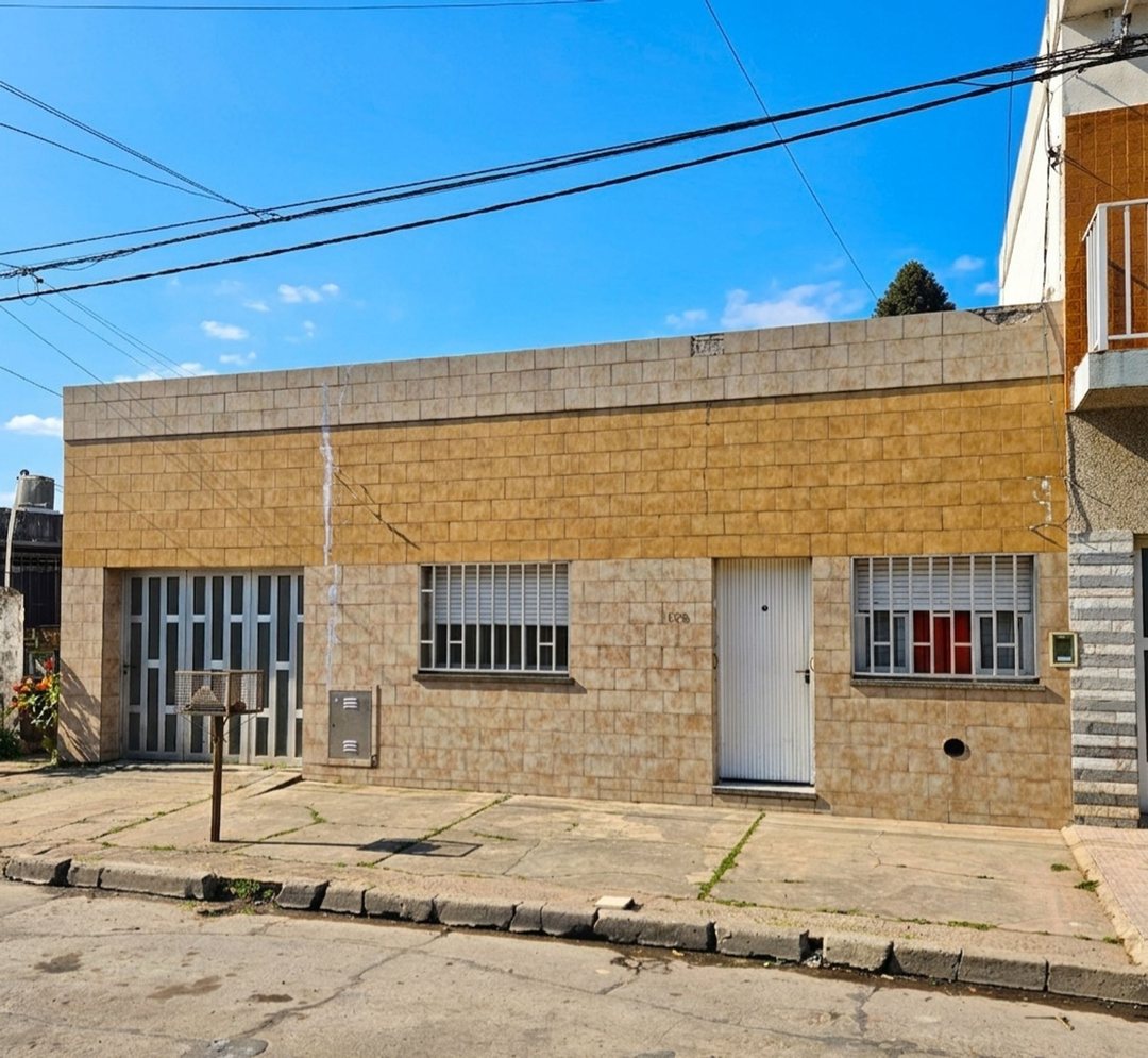 VENTA CASA 2 DORMITORIOS APTA CREDITO