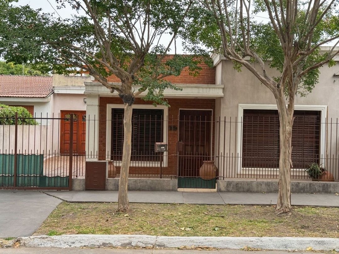 VENTA CASA FLORENCIO VARELA