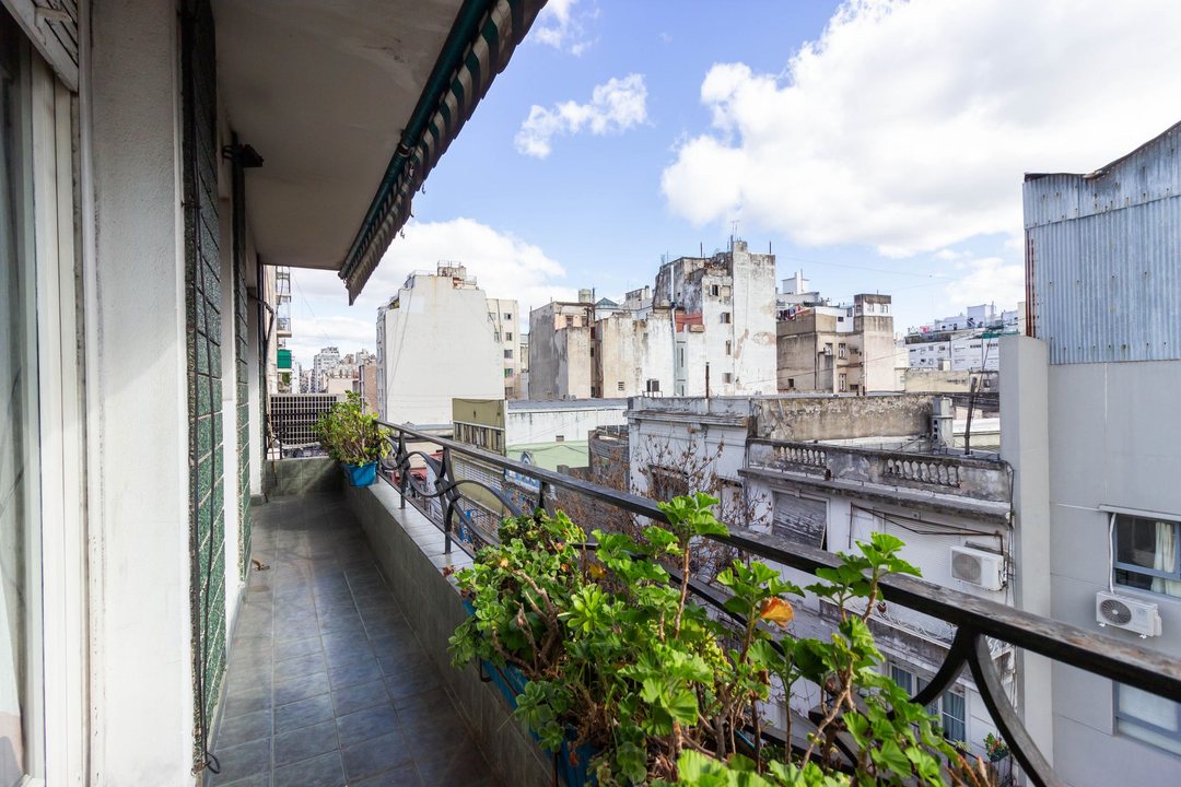Departamento 3 amb venta Balvanera balcon corrido