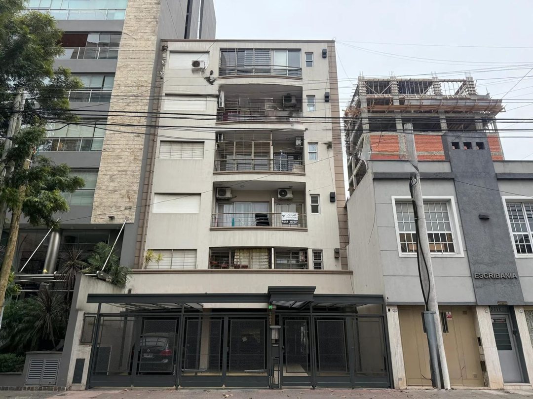 Depto en venta 2 amb c/balcón contrafrente Lanús O