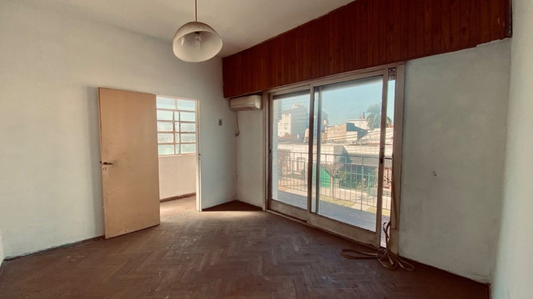 PH 3 ambientes con balcon y terraza. Villa Bosch