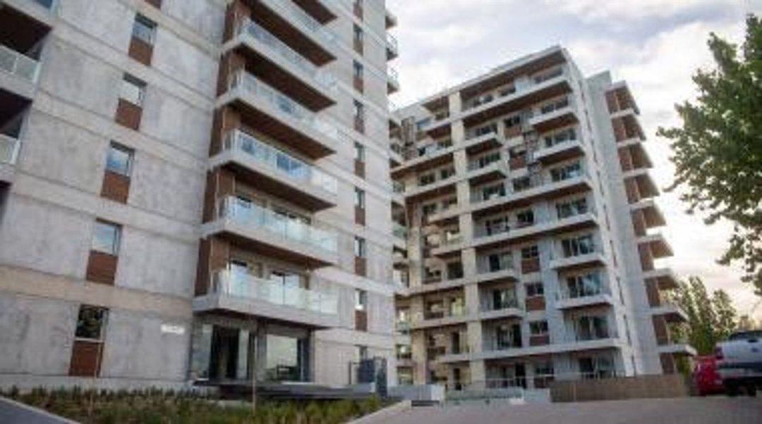 VENTA Departamento en Villa Roble, Carrodilla