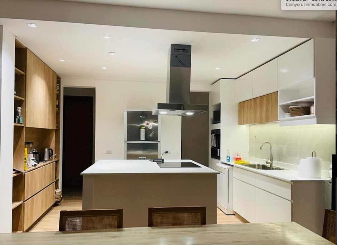 Venta hermosa Casa en Dalvian 300 mts 2 terreno