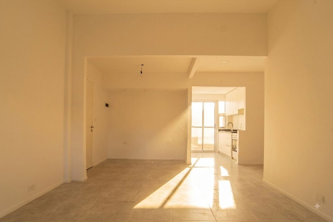 VENTA PH DEVOTO 3 AMB. PLANTA BAJA .SIN EXPENSAS