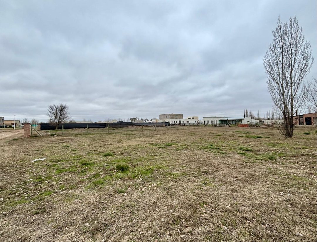 VENTA TERRENO Bº PRIVADO PLAZA PUEBLO - CIPOLLETTI