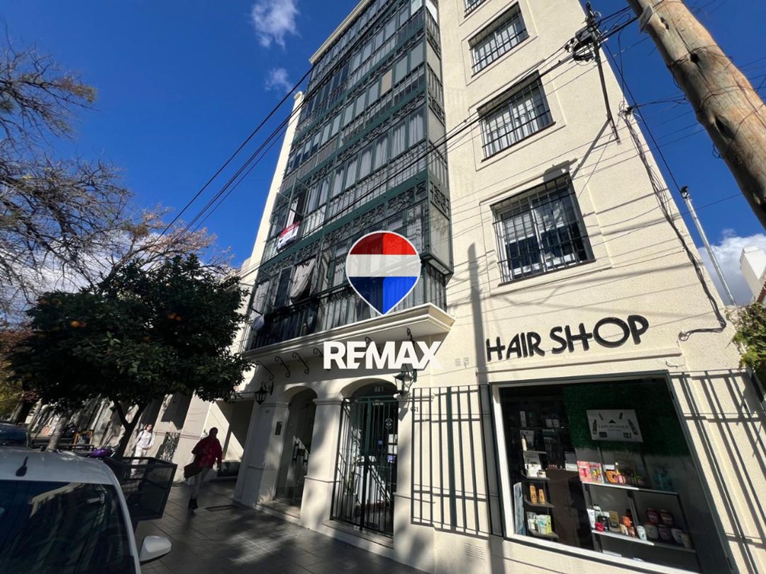 VENTA DPTO 2 DORMITORIOS CON COCHERA ZONA CENTRO