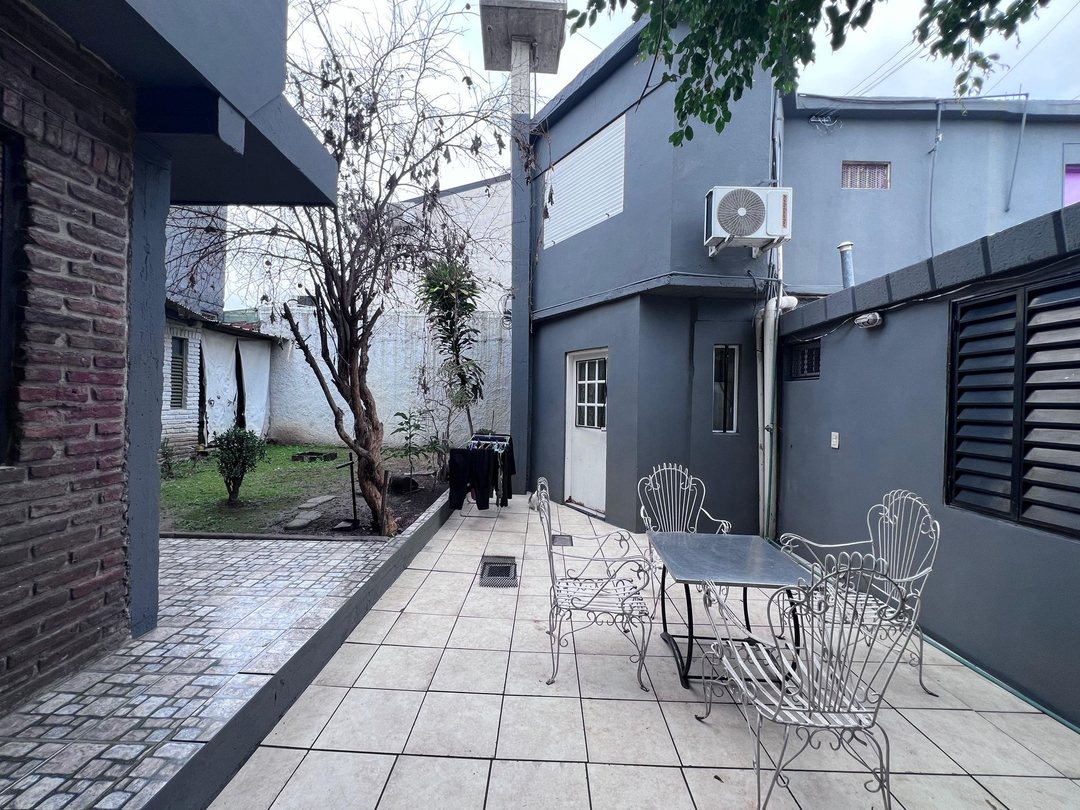 VENTA CASA MULTIFAMILIAR (3 PROP) José Leon Suarez