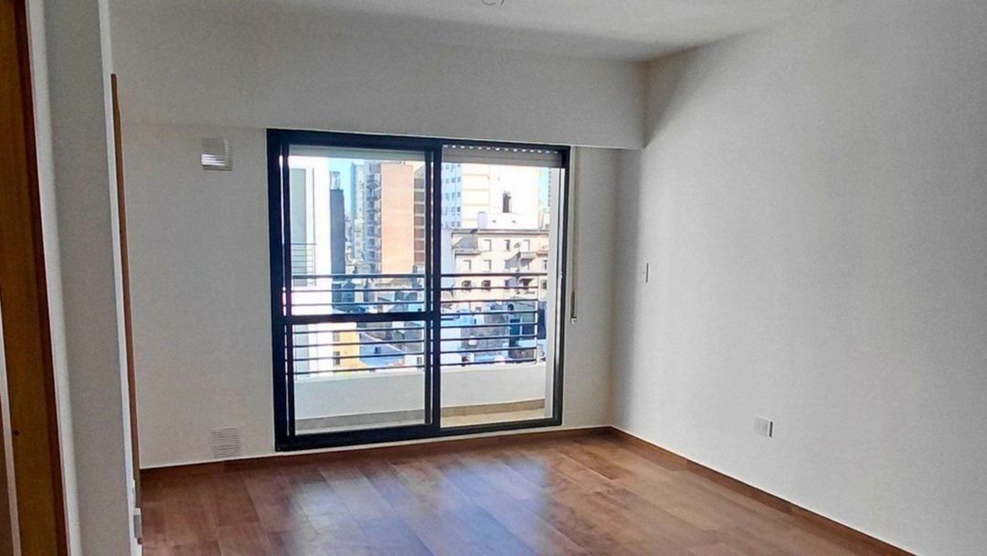 VENTA DEPTO UN DORMITORIO CON BALCON MARTIN