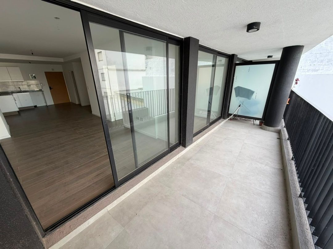 VENTA 2 AMBIENTES CON BALCON  SAN CRISTOBAL
