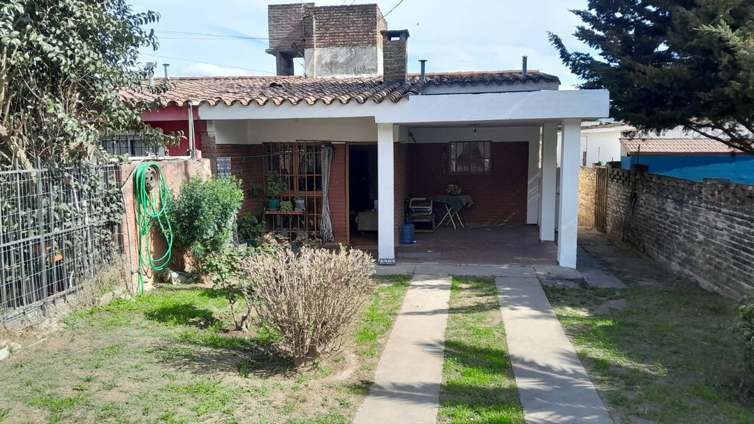 SE VENDE CASA EN PH EN SOL Y RIO
