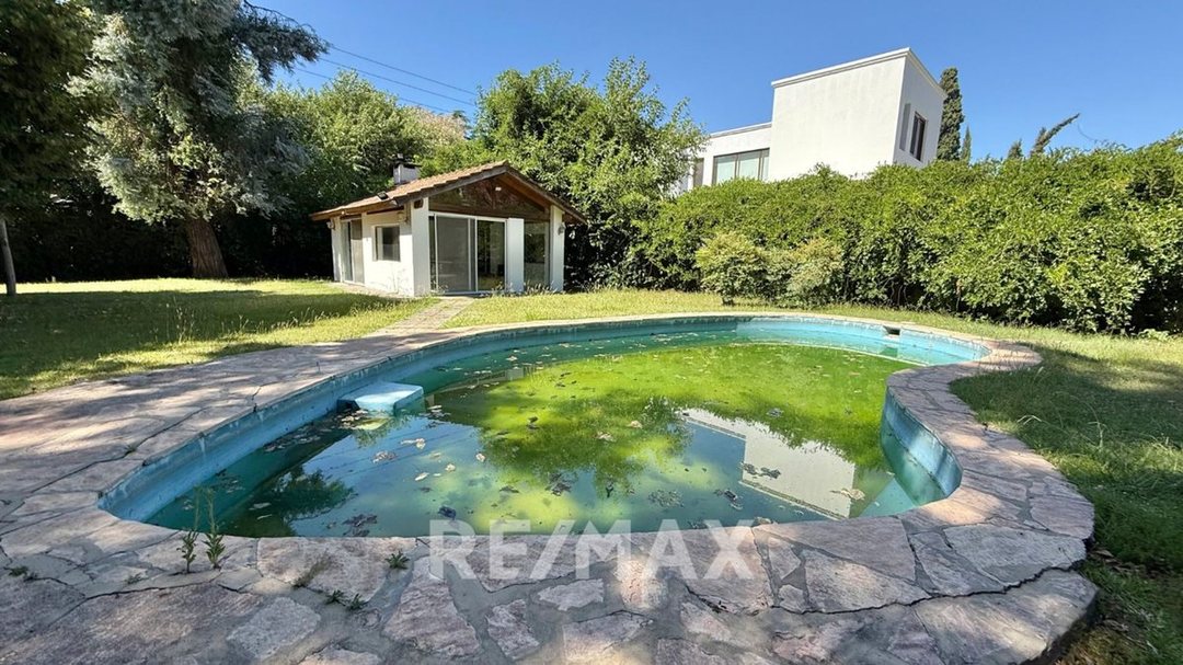 VENTA LOTE C/PILETA Y QUINCHO MAPUCHE COUNTRY CLUB