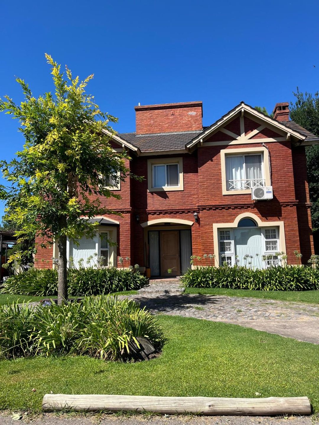 VENTA CASA 5 AMBIENTES LA RINCONADA PILAR