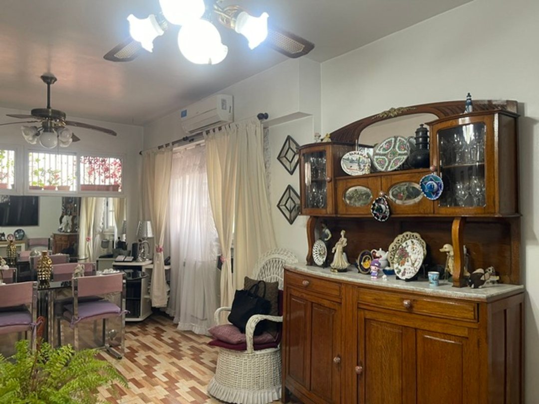 Venta Excelente 2 Ambtes   .M.T. de Alvear 2100