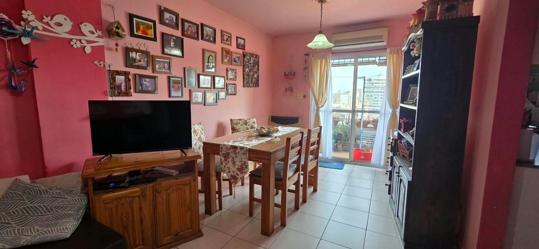 VENTA 2 DORMITORIOS- B° LOURDES