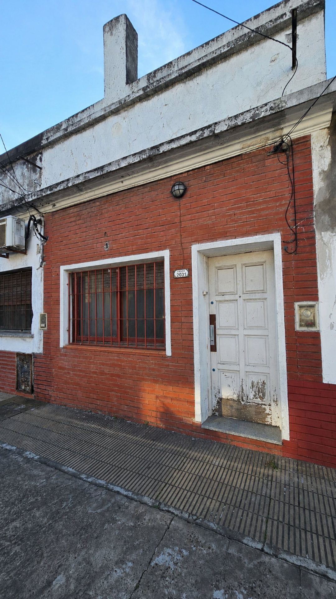 PH de tres ambientes a refaccionar - Villa Maipú