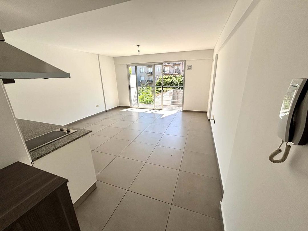 VENTA DEPARTAMENTO 2 AMB CASTELAR NORTE