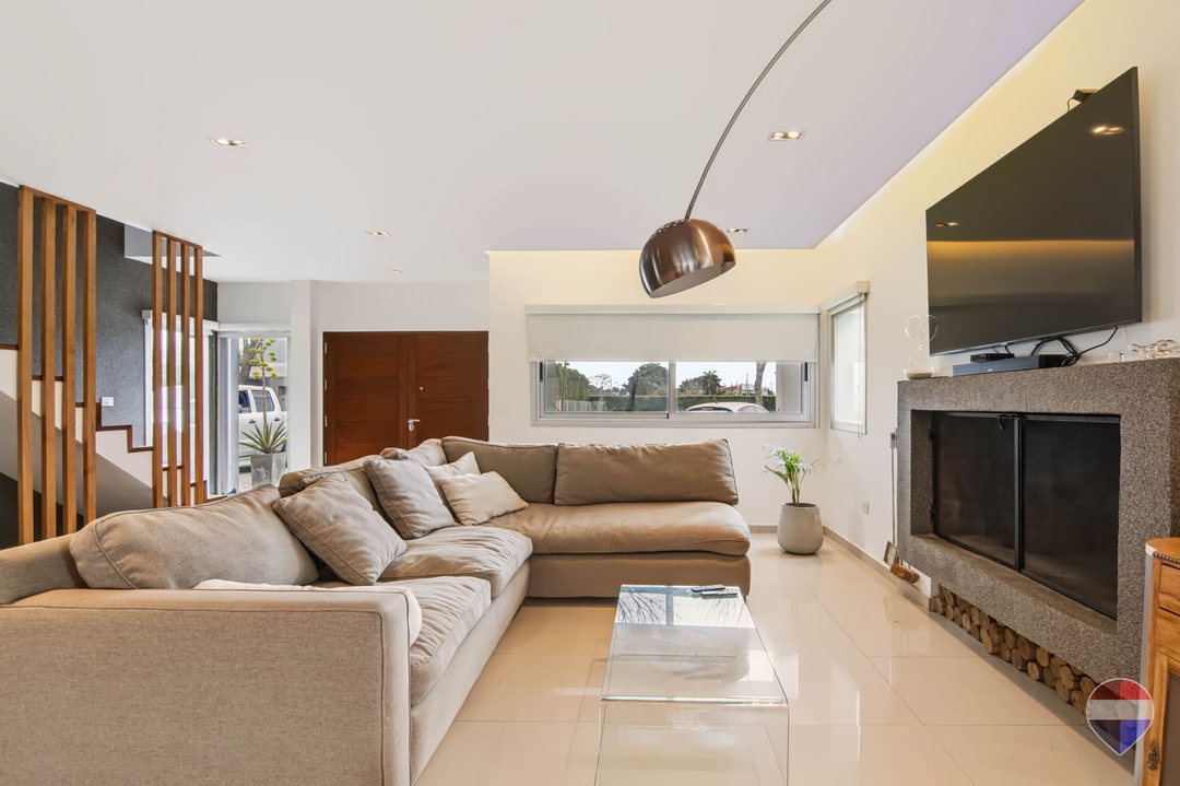 CASA EN VENTA en BARRANCAS DE IRAOLA