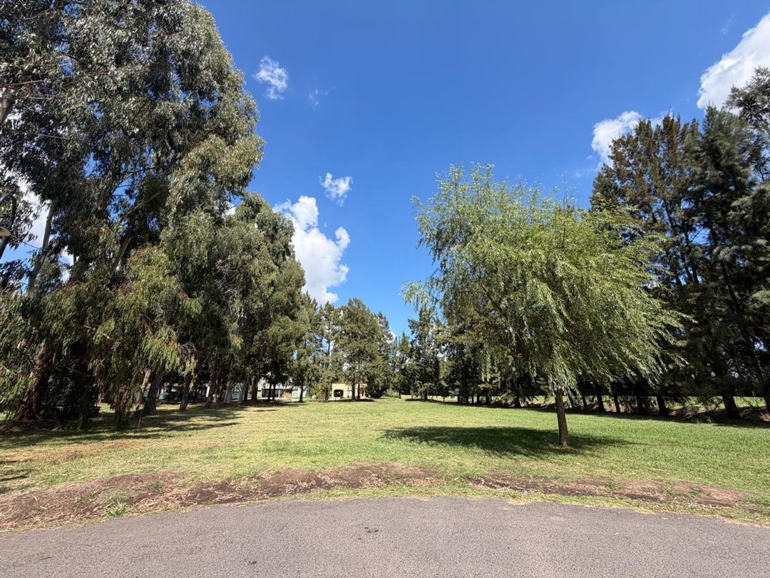 LOTE EN VENTA EN MIRALAGOS