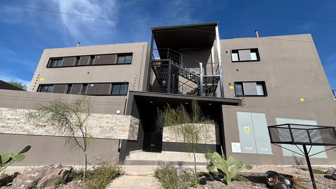 ALQUILER DEPARTAMENTO CON SUM Y PISCINA (1 HAB)