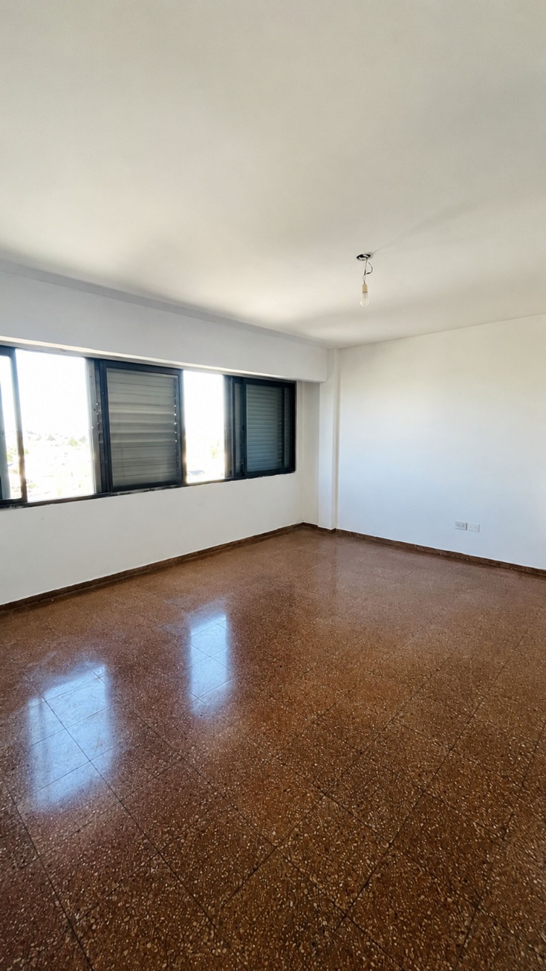 Departamento 3 AMBIENTES venta LOMAS DE ZAMORA