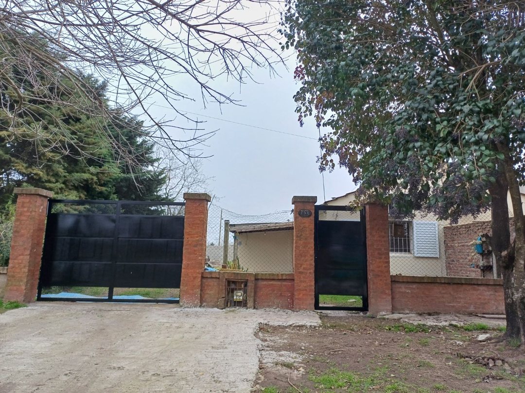 VENTA CASA EN GLEW  3 AMBIENTES