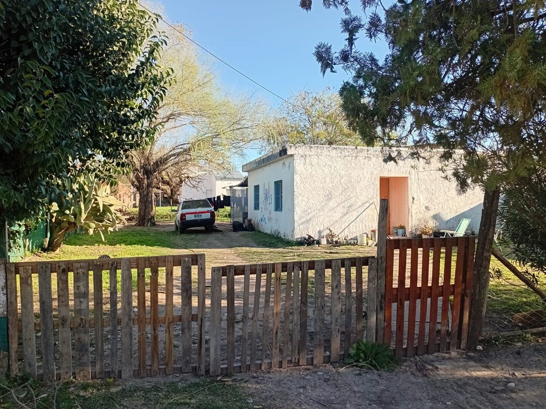 Casa a reciclar con gran lote, Colonia Avellaneda