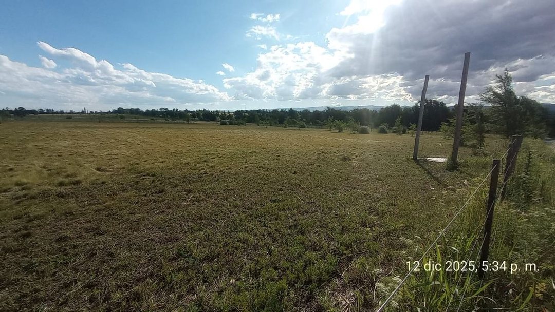 SE VENDE LOTE EXCELENTE VISTA EN LOS REARTES