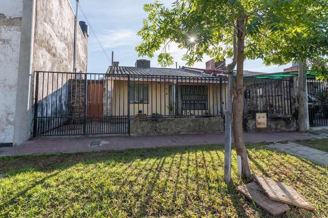 CASA EN VENTA ZONA GUADALUPE EXCELENTE OPORTUNIDAD