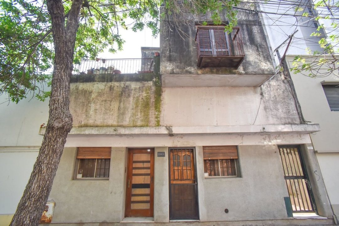 CASA EN VENTA ,ZONA SUR  A METROS DE AV. FREYRE.