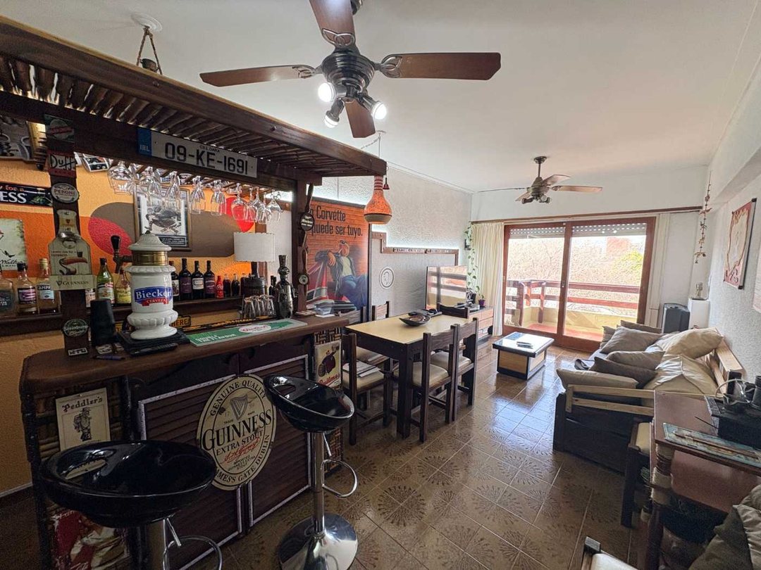 Venta departamento 3 amb. con dependencia Miramar