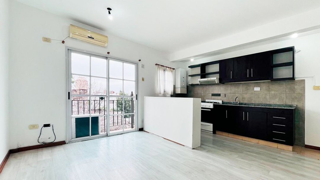 VENTA DEPARTAMENTO 2 AMB.  BARRIO GÜEMES, HAEDO