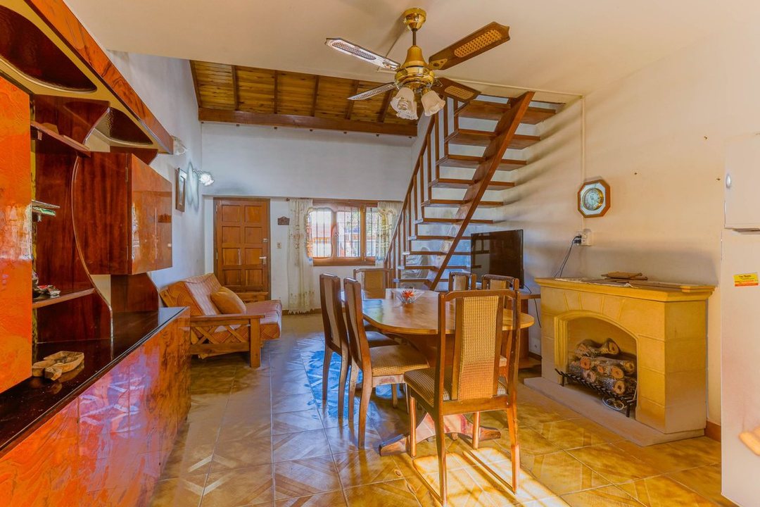 VENTA CASA MAS DPTO EN BLOCK SANTA CLARA DEL MAR