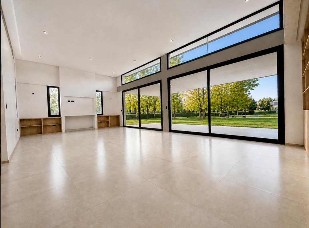 CASA EN VENTA EN MIRALAGOS