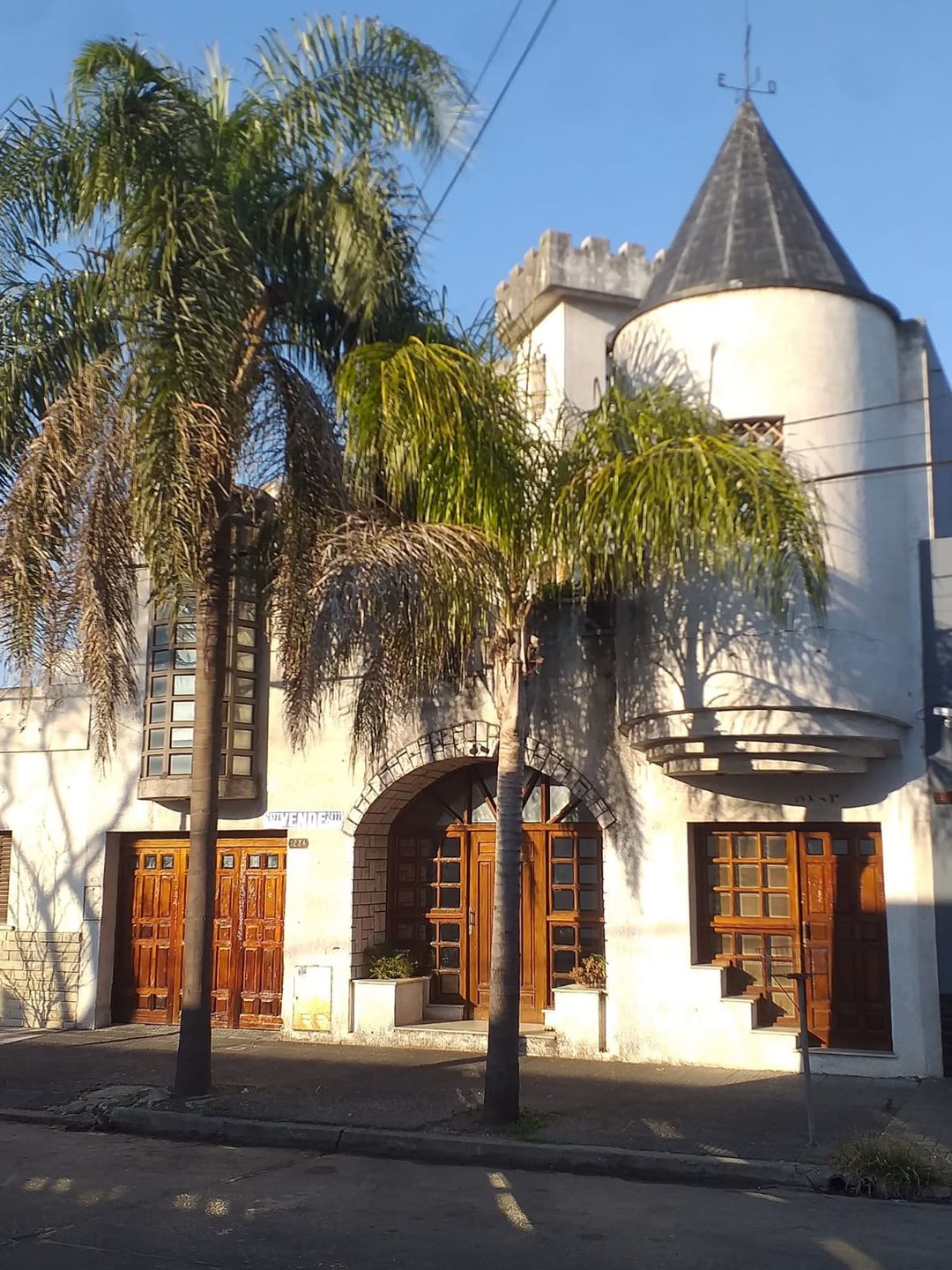 CASA EN VENTA EN PERGAMINO ZONA CENTRO