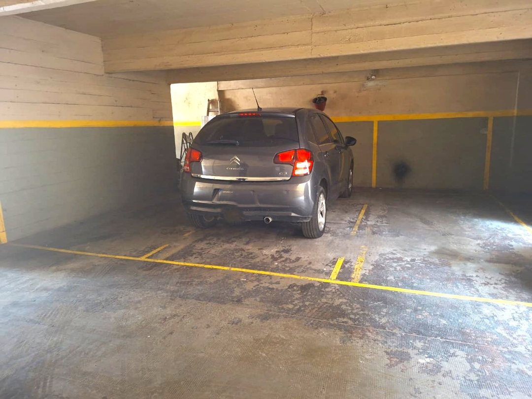 VENTA COCHERA FIJA EN PB EN VILLA CRESPO CENTRO